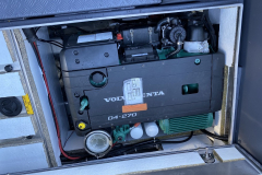 W25-CABIN8-9