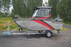 W8-CABIN2-on-trailer